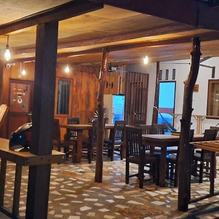 Arthur Homestay Telescope Mentawai Tua Pejat Exteriör bild